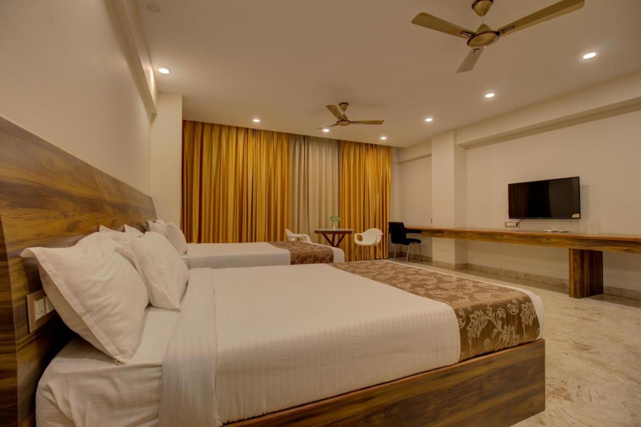 Greenstones Boutique Hotel Nashik Exterior photo