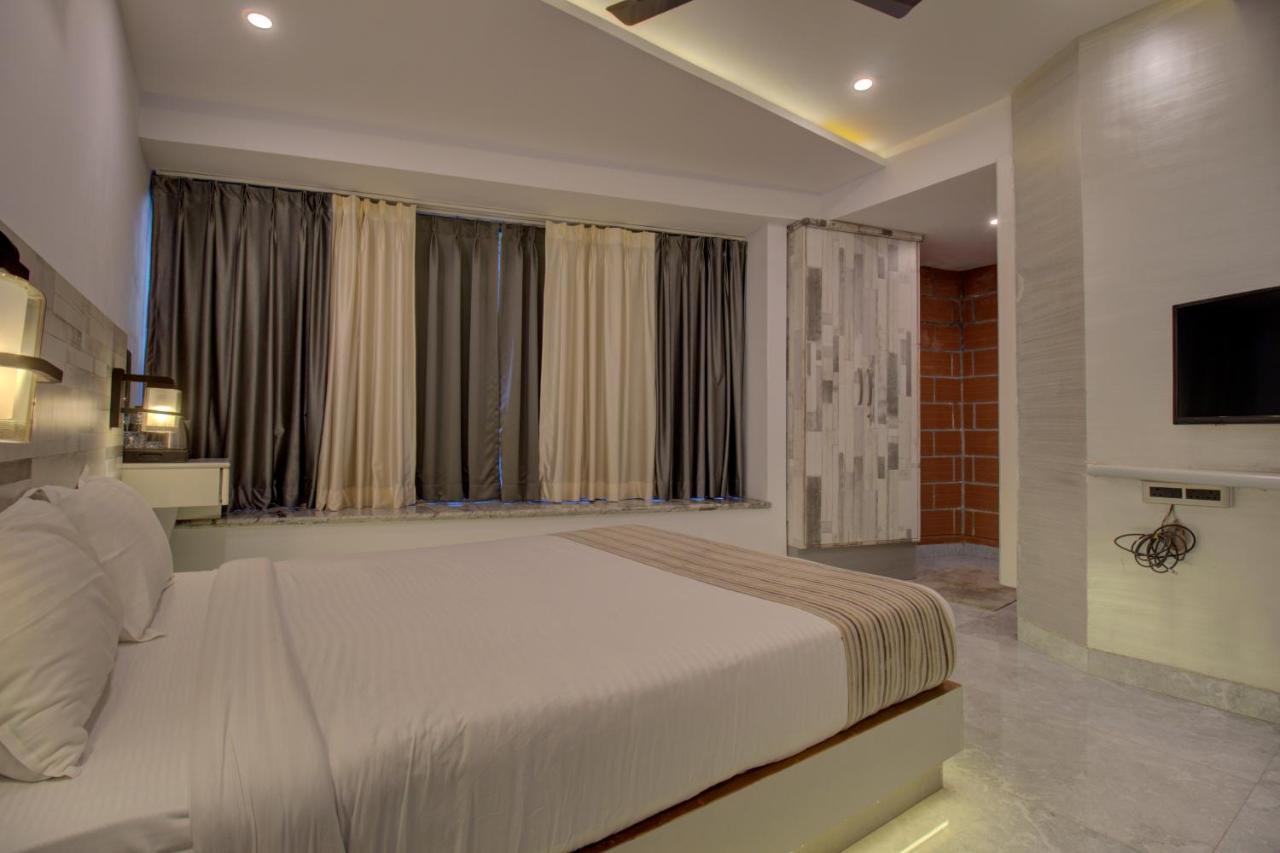 Greenstones Boutique Hotel Nashik Exterior photo